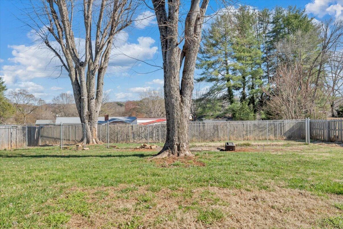 920 Ainsley ST - Photo 51