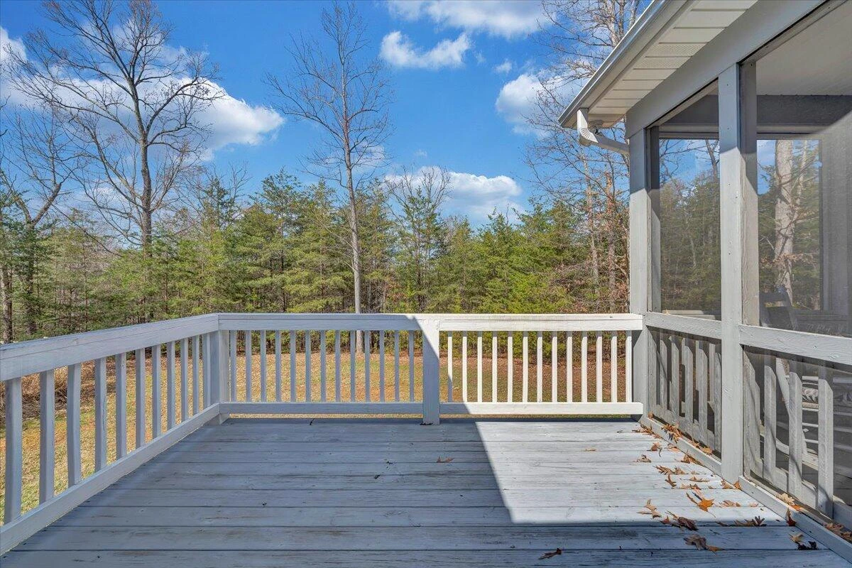 1034 Joffrey DR - Photo 14