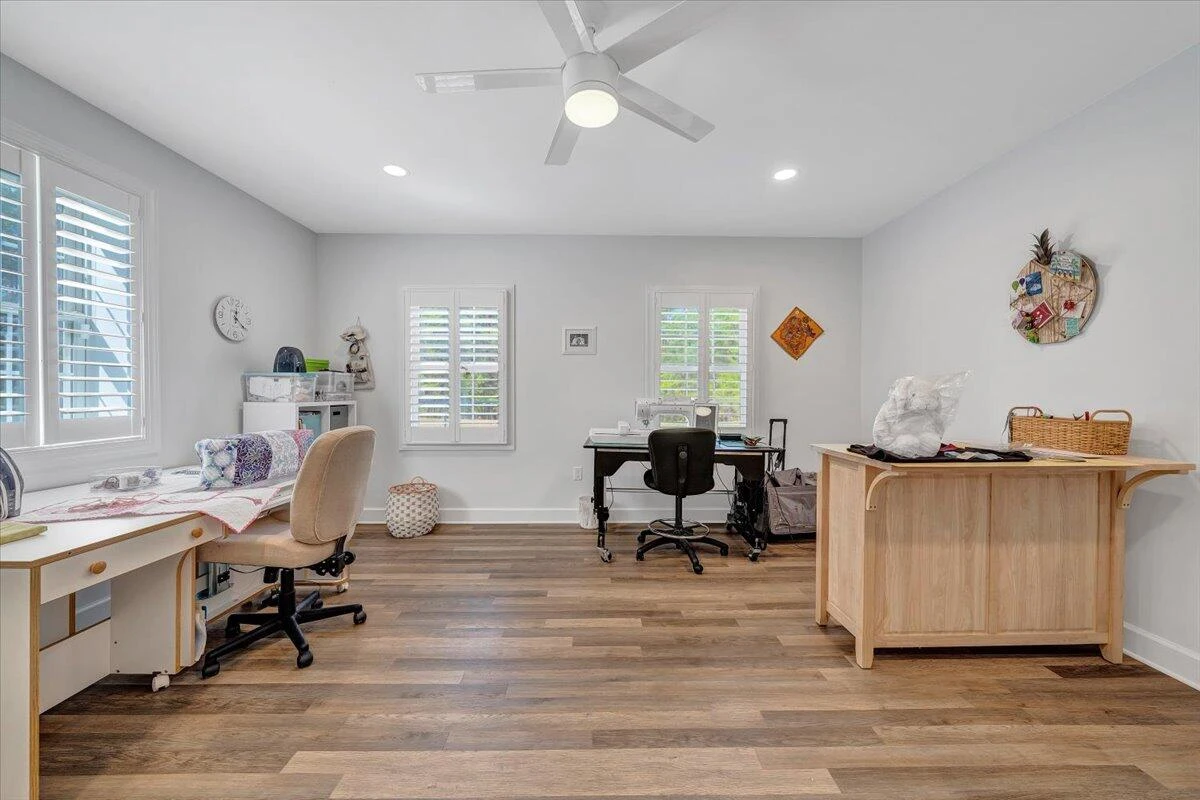 1034 Joffrey DR - Photo 26