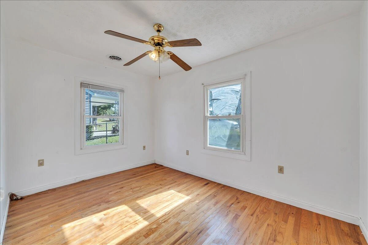 1517 5th ST - Photo 24