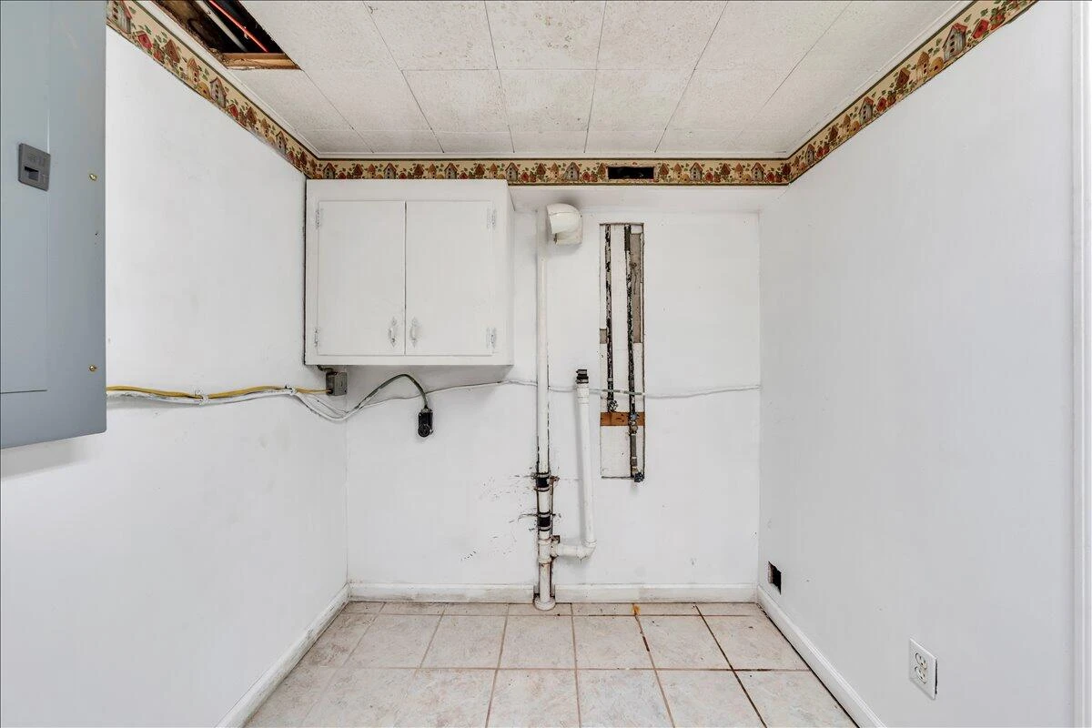 1517 5th ST - Photo 32