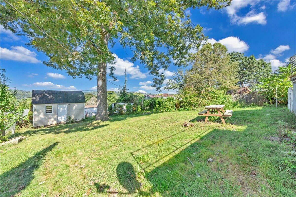1517 5th ST - Photo 46