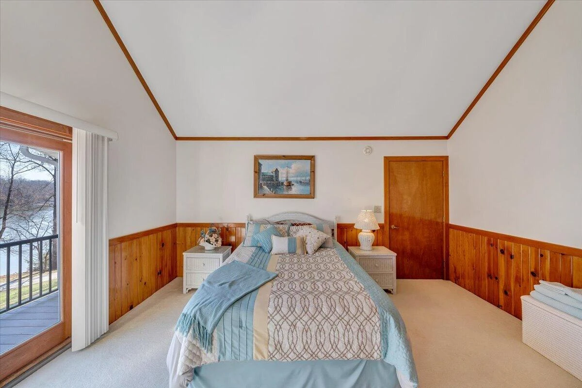312 Spring DR - Photo 37