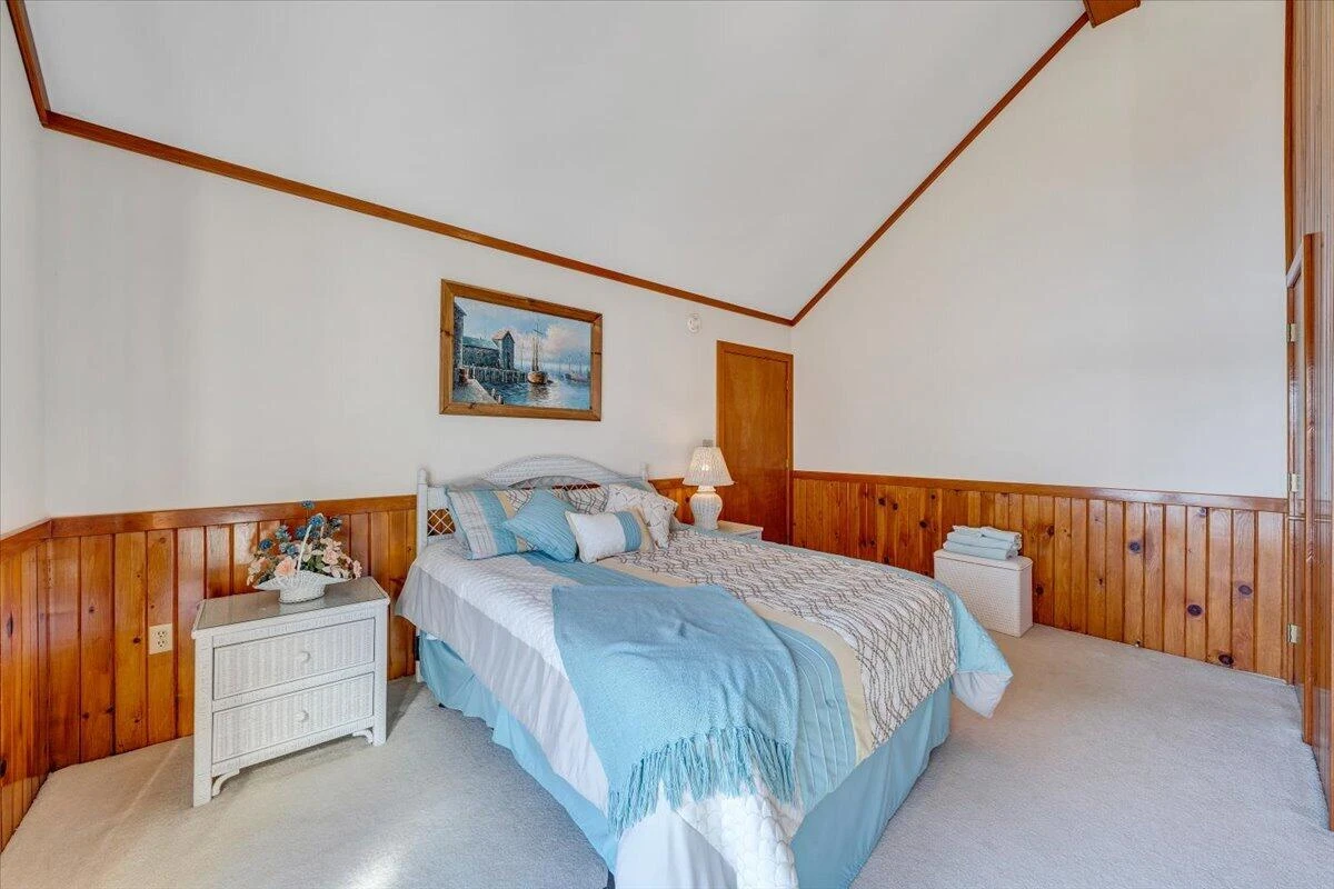 312 Spring DR - Photo 38