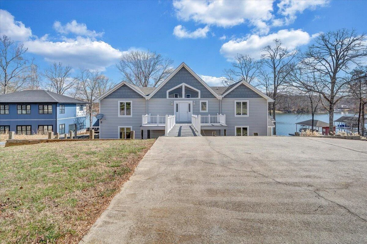 312 Spring DR - Photo 68