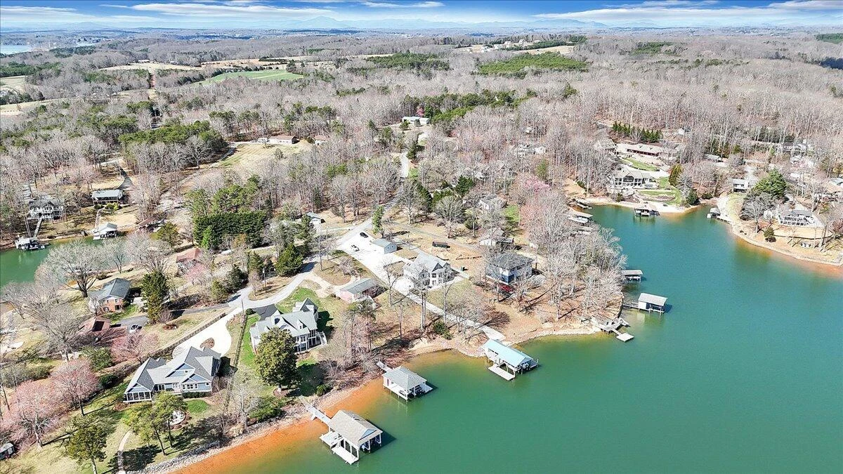 312 Spring DR - Photo 83
