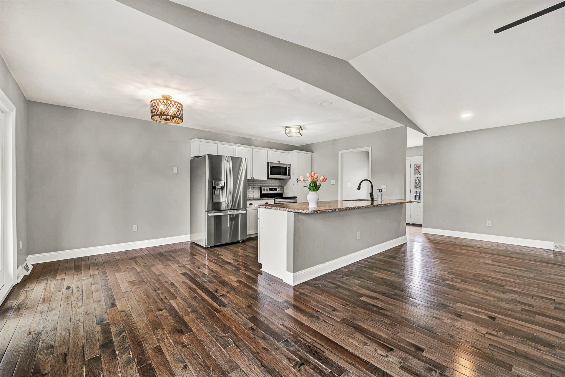 6124 Saddleridge CIR - Photo 13