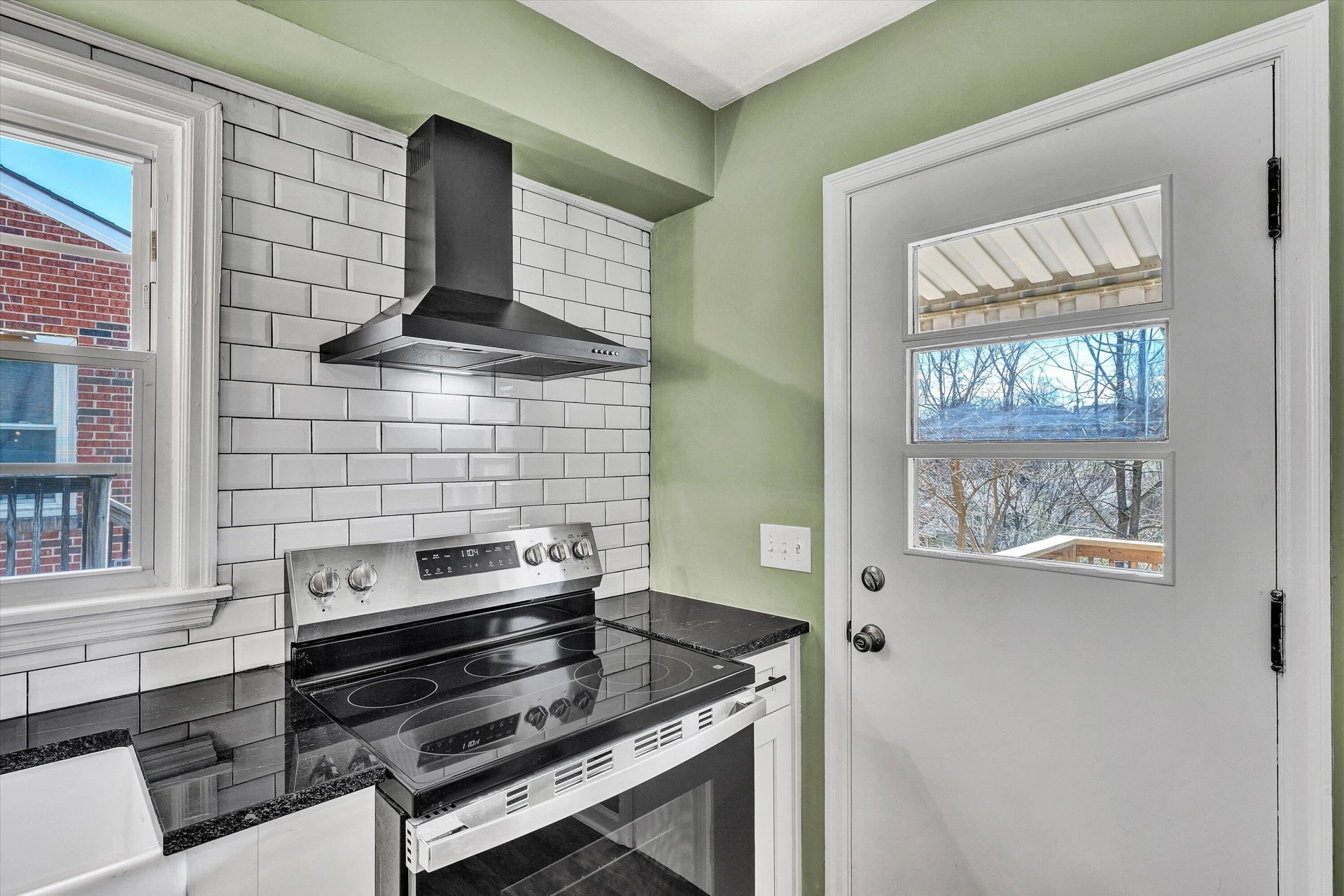 1210 Howbert AVE SW - Photo 14