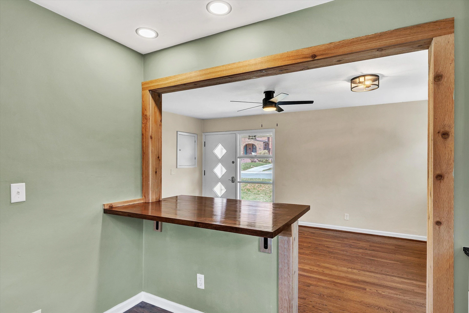 1210 Howbert AVE SW - Photo 16