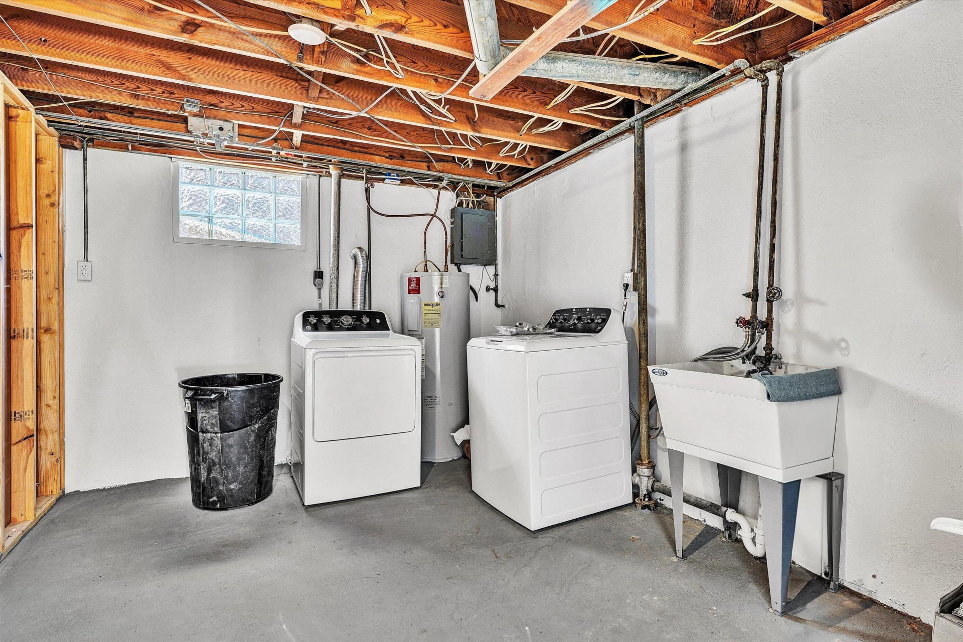 1210 Howbert AVE SW - Photo 30
