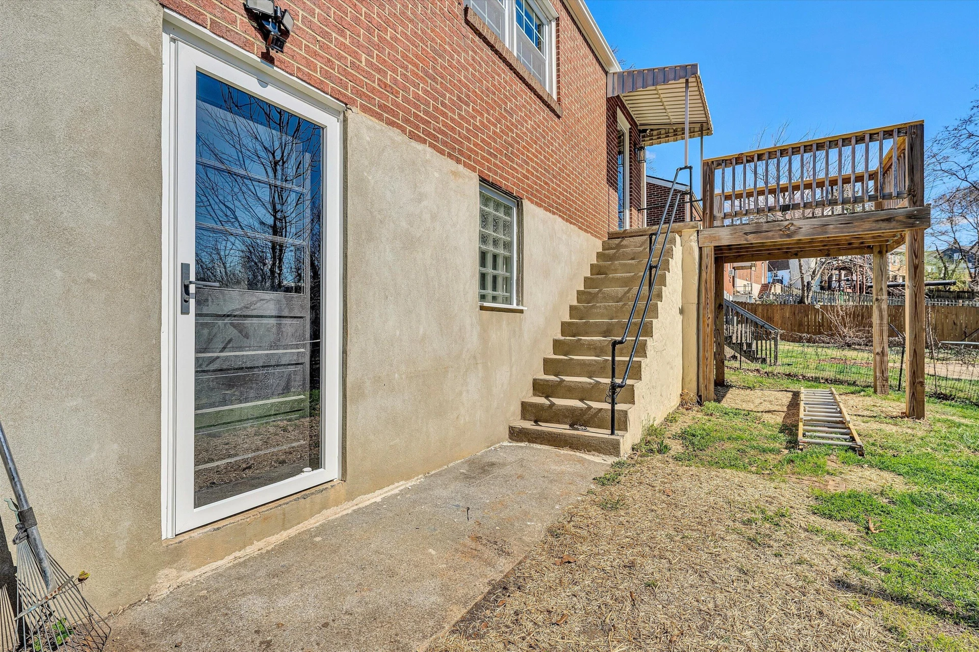 1210 Howbert AVE SW - Photo 31