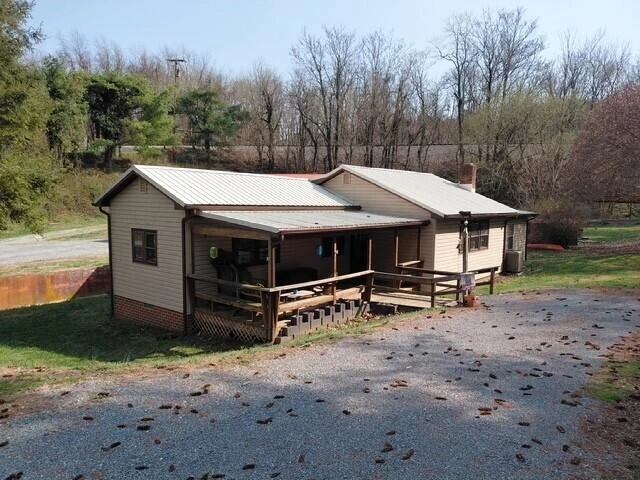 33 James River TER - Photo 2