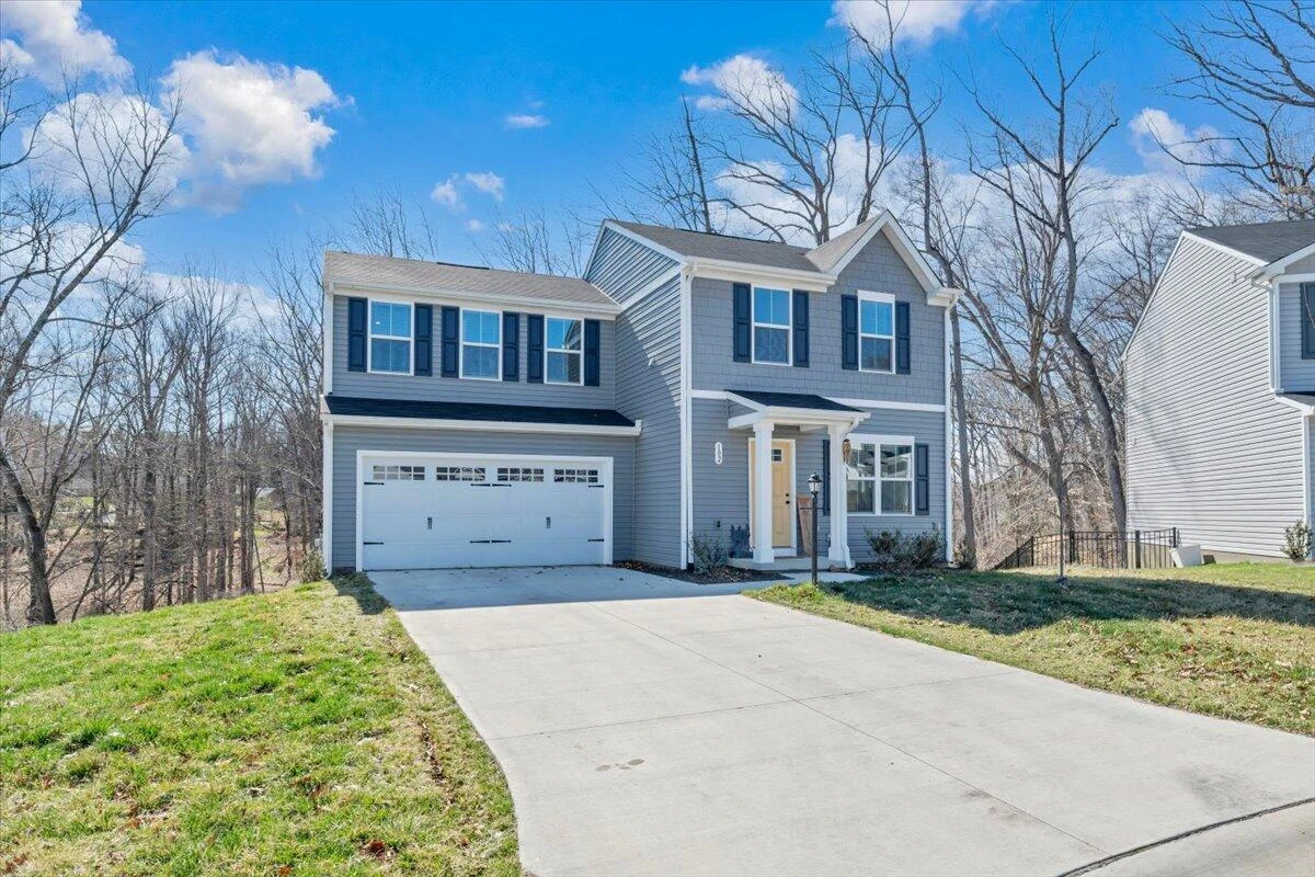 102 Ethan CT - Photo 2