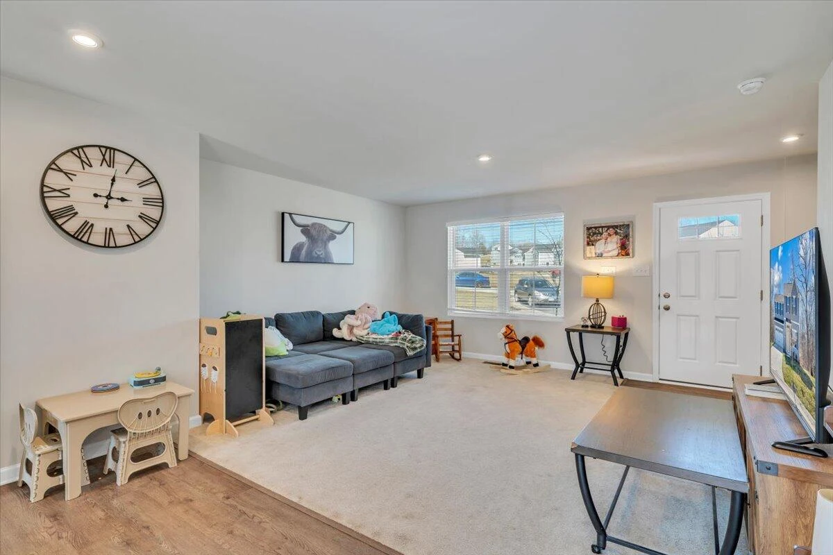 102 Ethan CT - Photo 9