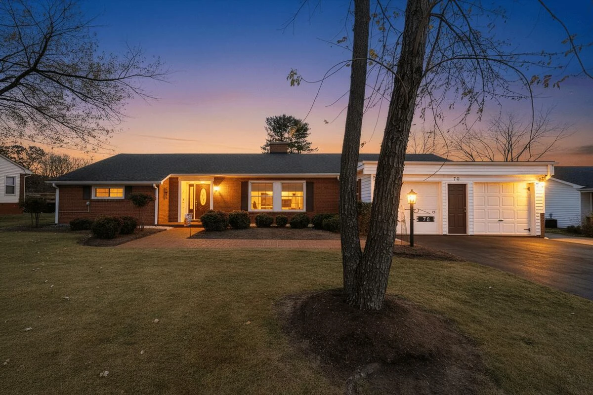 70 Vantage RD