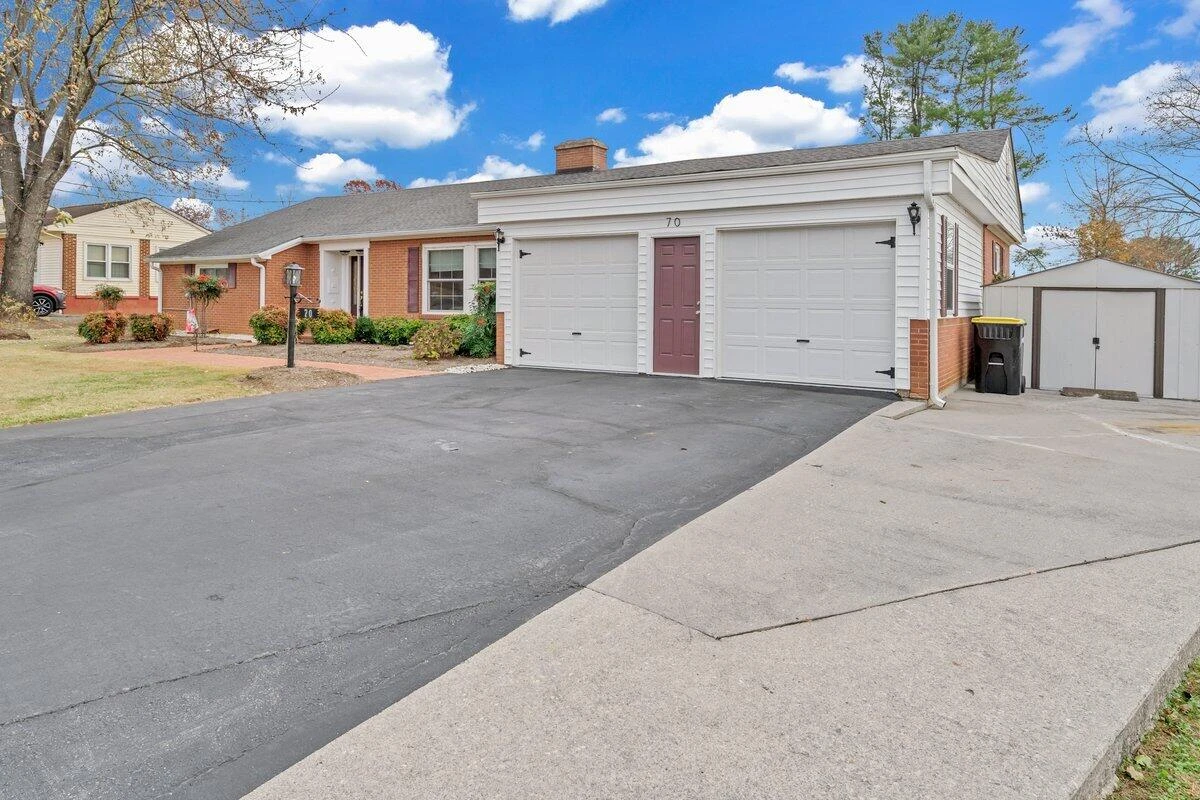 70 Vantage RD - Photo 3