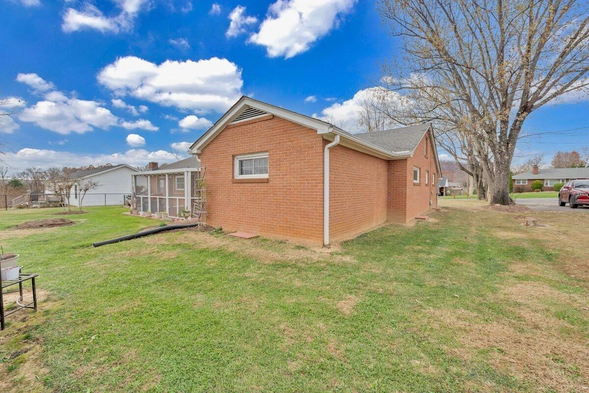 70 Vantage RD - Photo 42