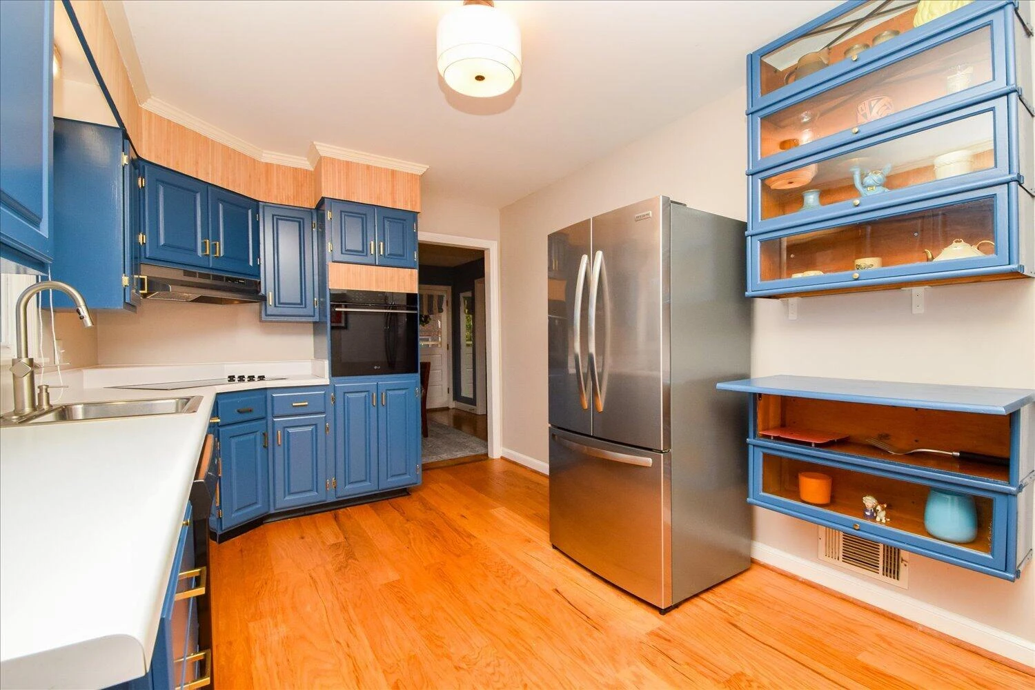 643 Fernwood DR - Photo 2