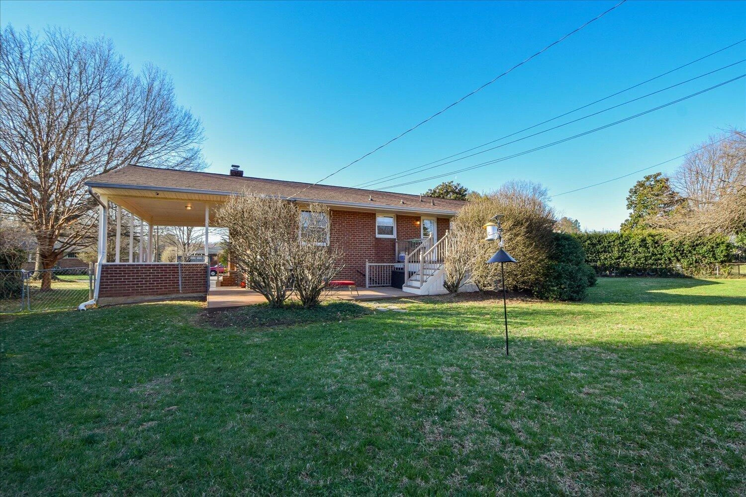 643 Fernwood DR - Photo 33