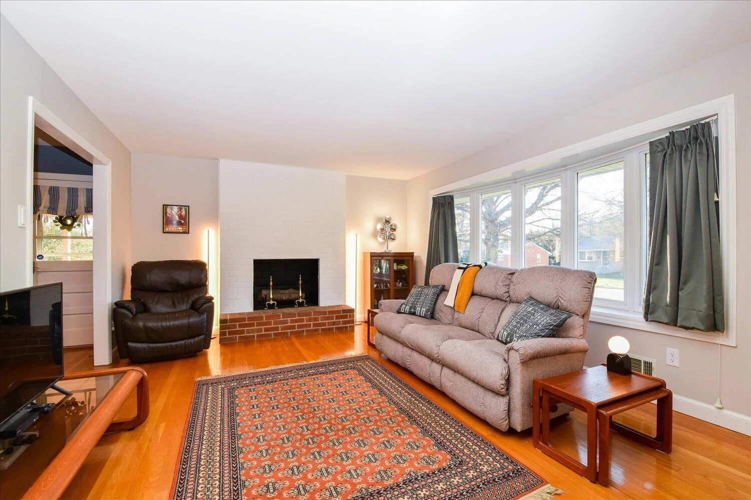 643 Fernwood DR - Photo 6