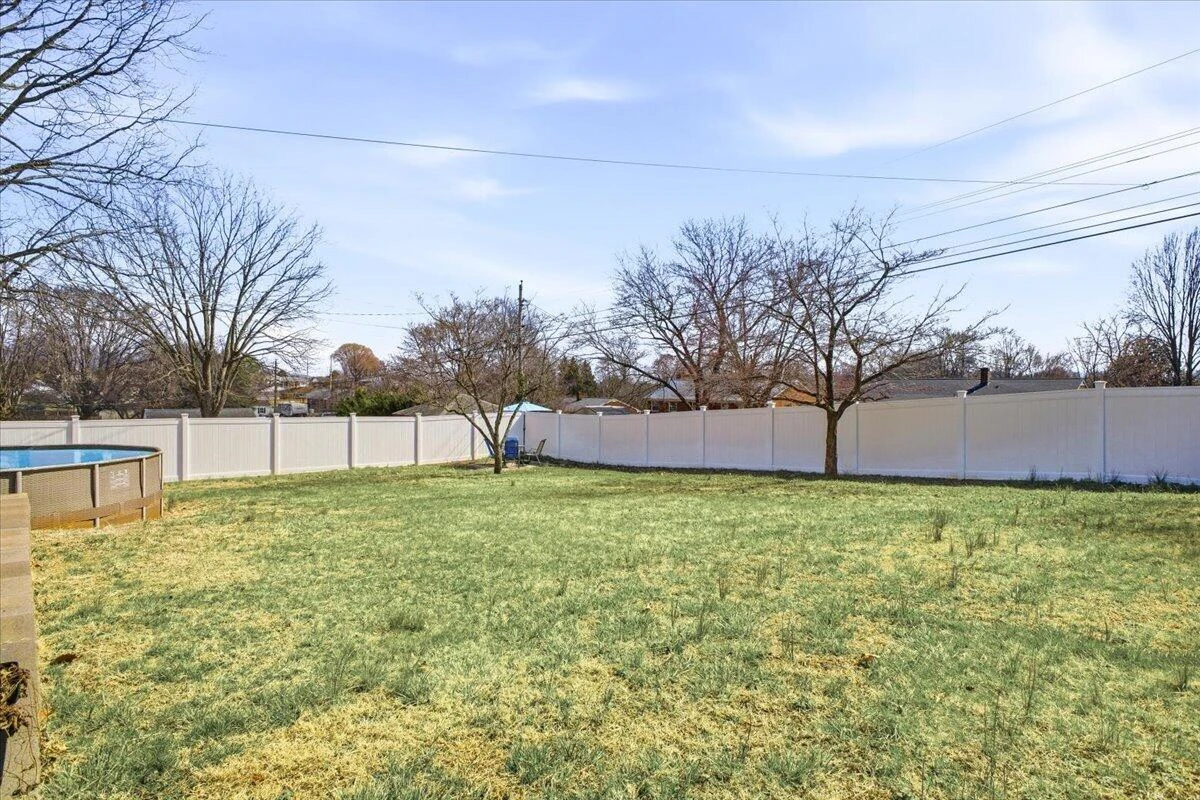 165 Oaklawn AVE NE - Photo 22
