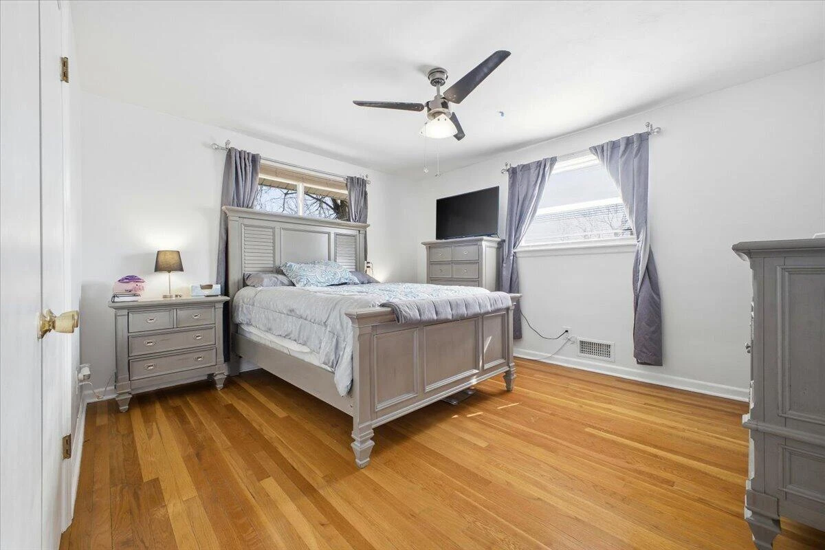 165 Oaklawn AVE NE - Photo 28