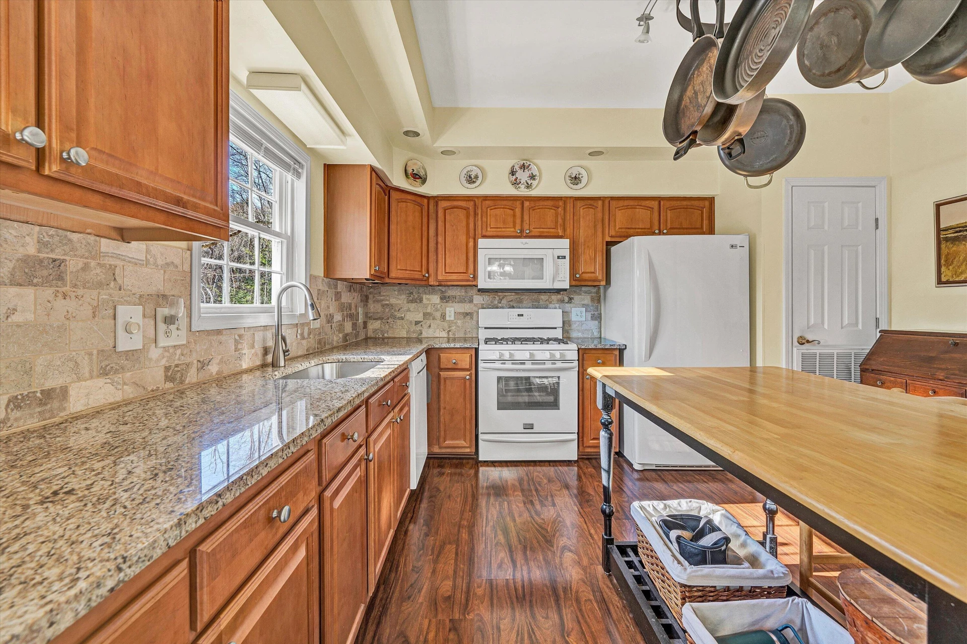 1164 DRY HILL RD - Photo 26