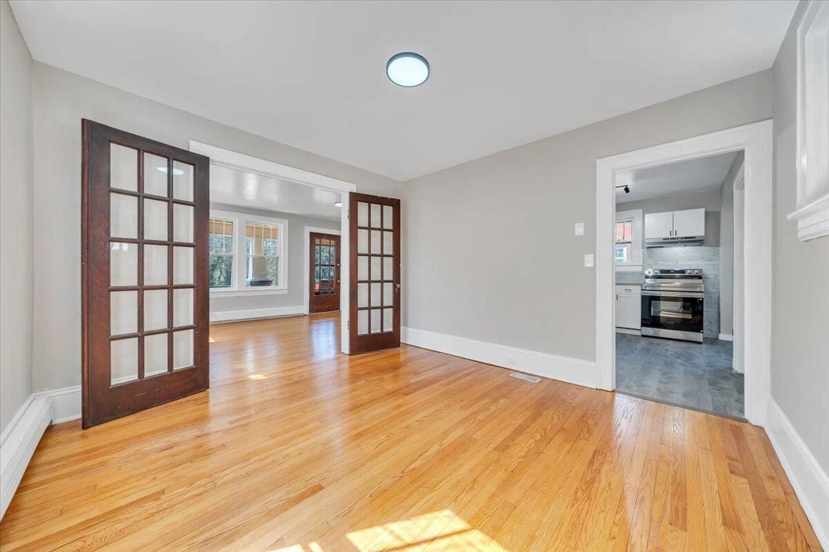 3219 Collingwood ST NE - Photo 16
