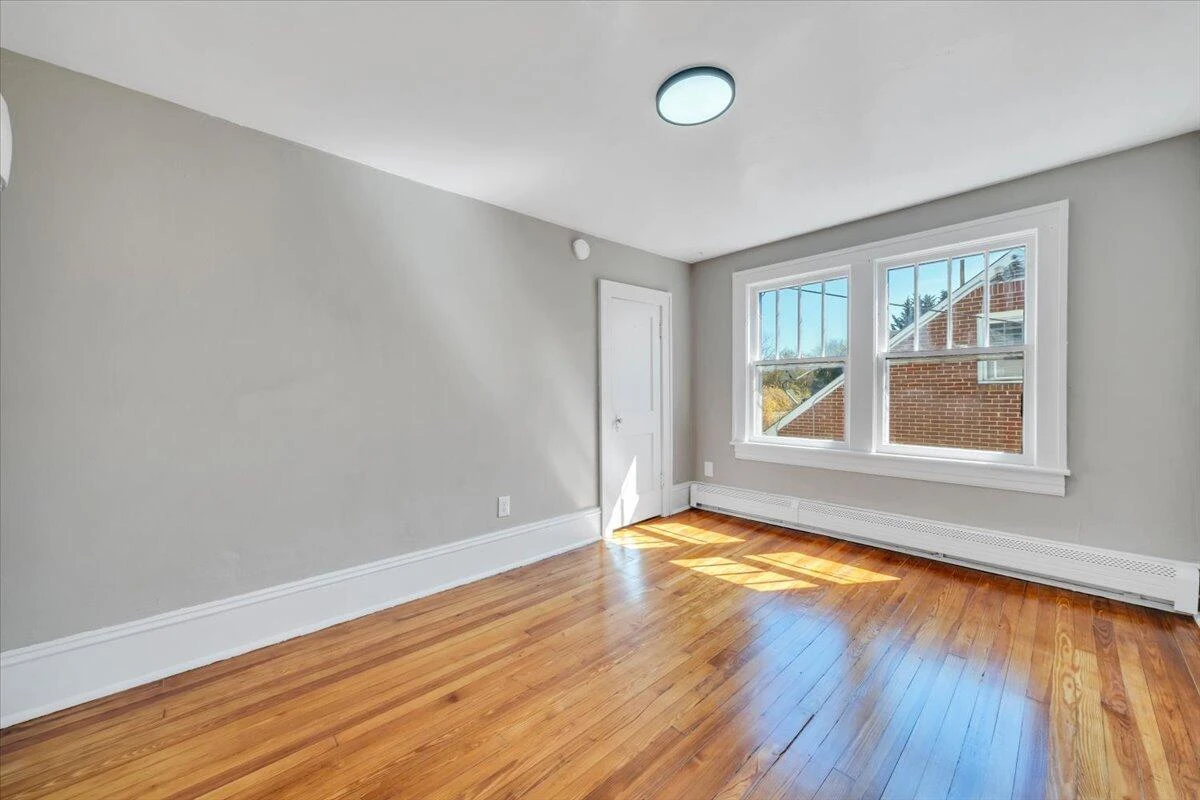 3219 Collingwood ST NE - Photo 35