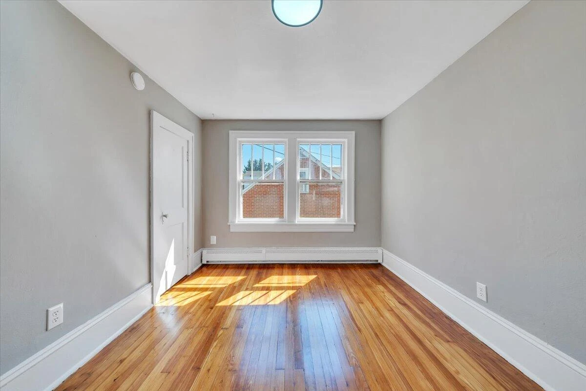 3219 Collingwood ST NE - Photo 36