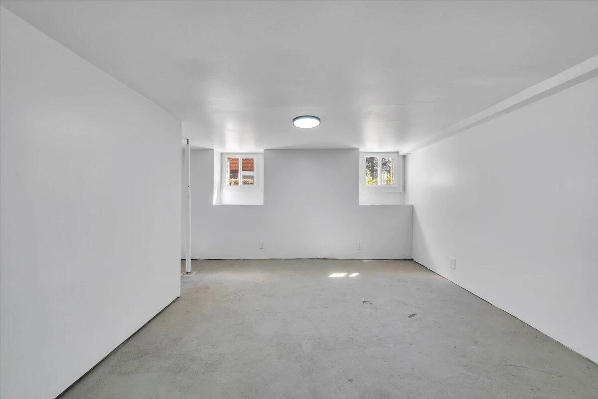 3219 Collingwood ST NE - Photo 44
