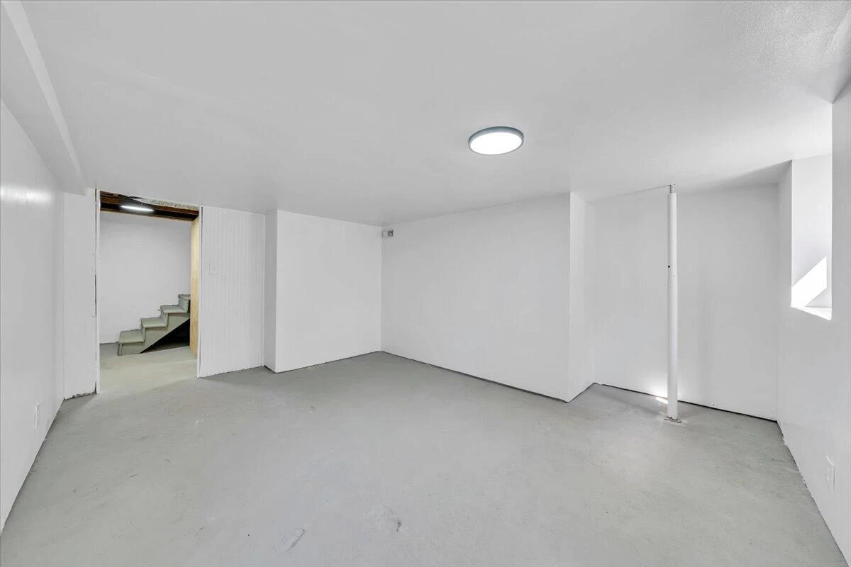 3219 Collingwood ST NE - Photo 45
