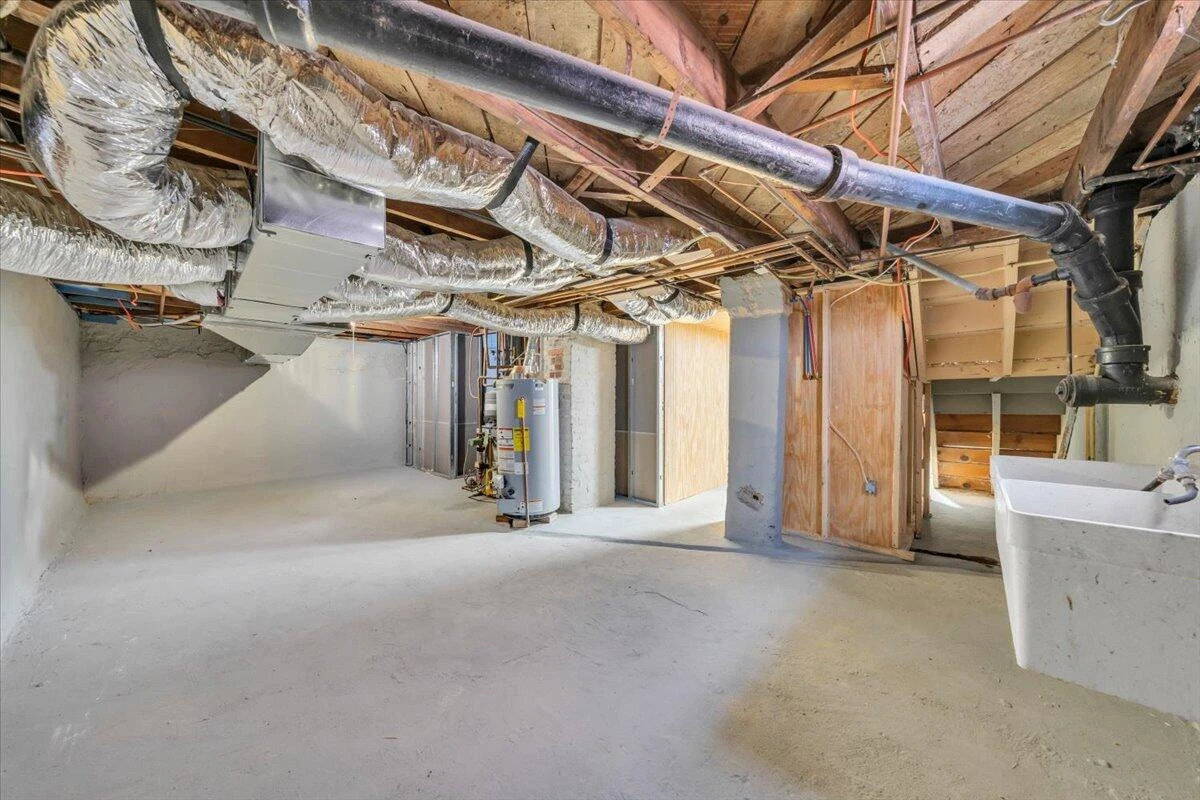 3219 Collingwood ST NE - Photo 47