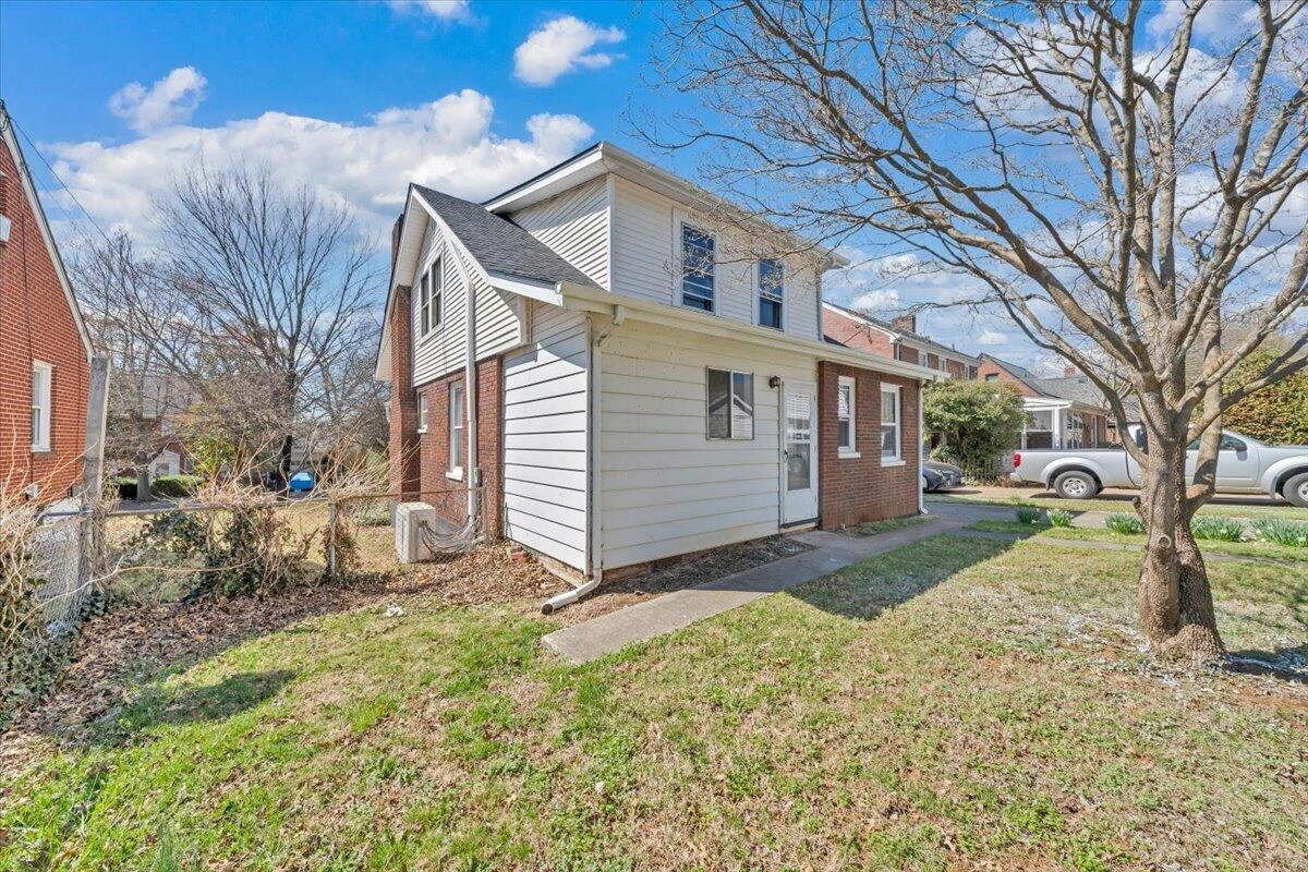 3219 Collingwood ST NE - Photo 52