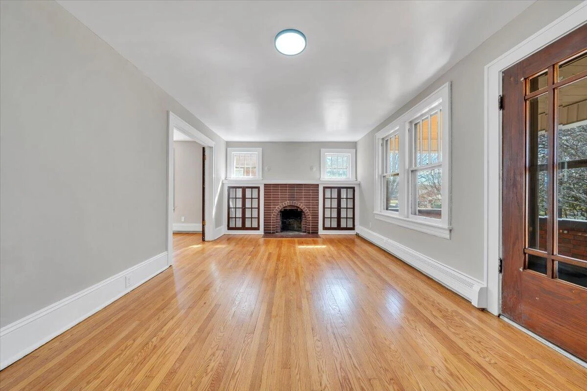 3219 Collingwood ST NE - Photo 11