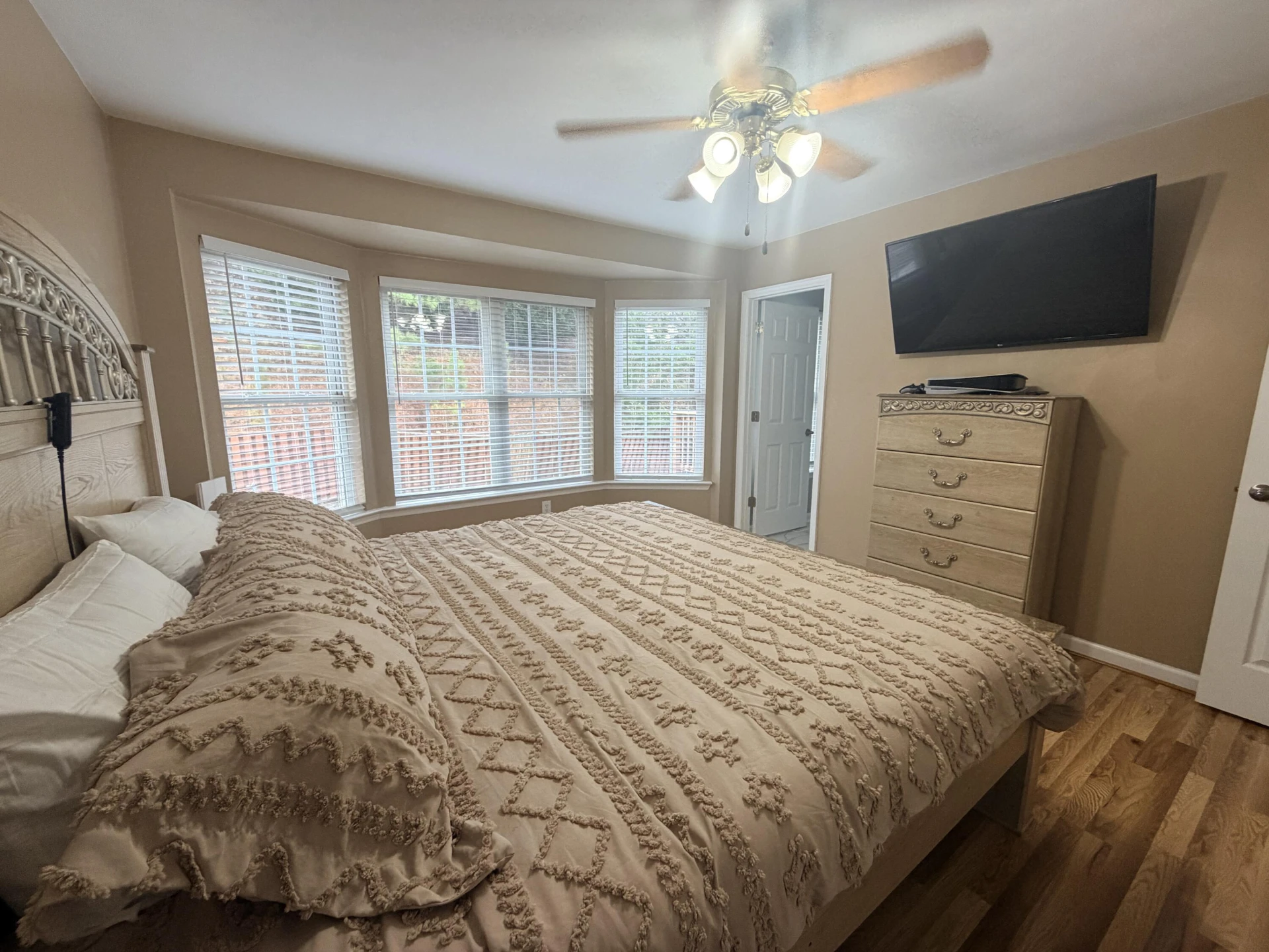 4869 Horseman DR NE - Photo 9
