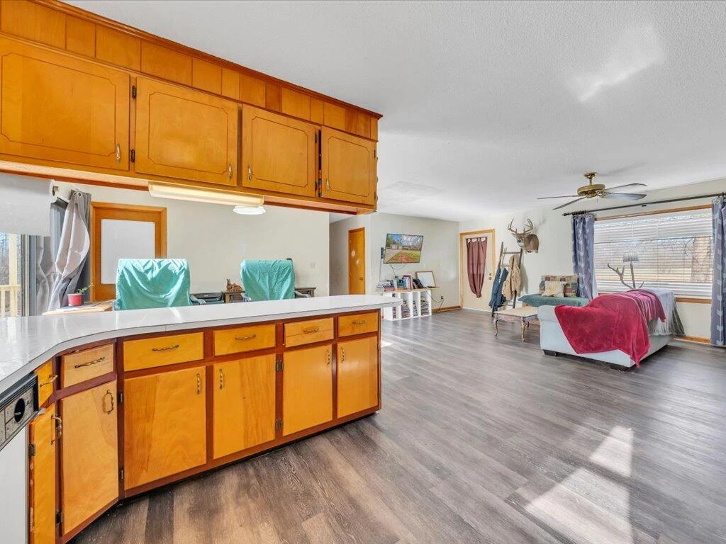 1136 S County Line RD - Photo 13