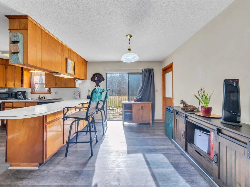 1136 S County Line RD - Photo 14