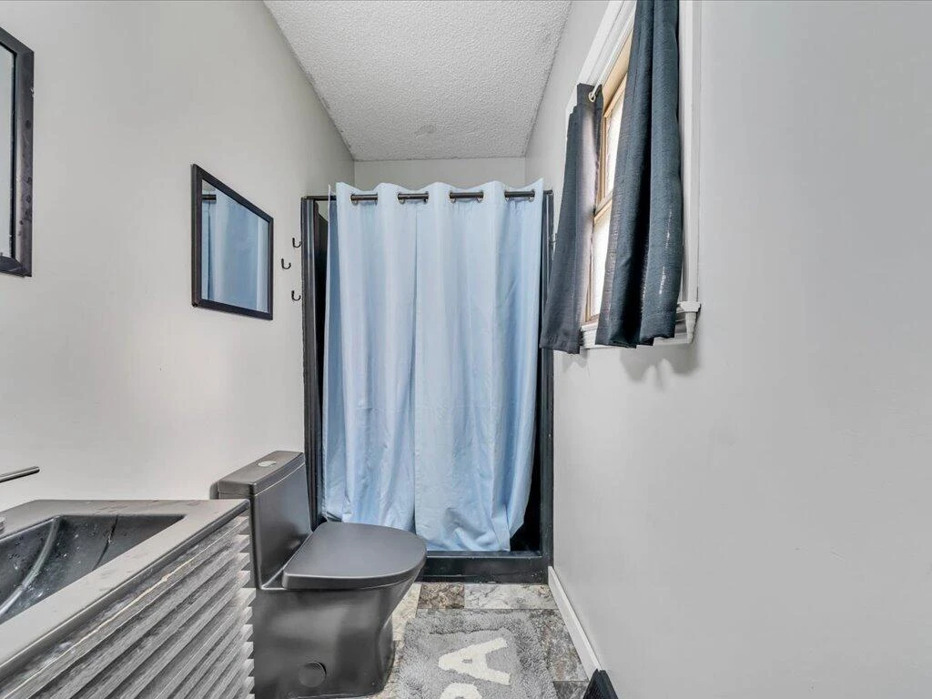1136 S County Line RD - Photo 22
