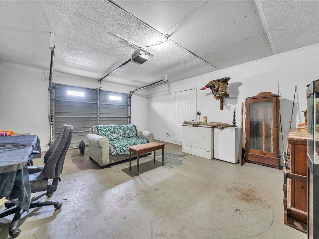 1136 S County Line RD - Photo 32