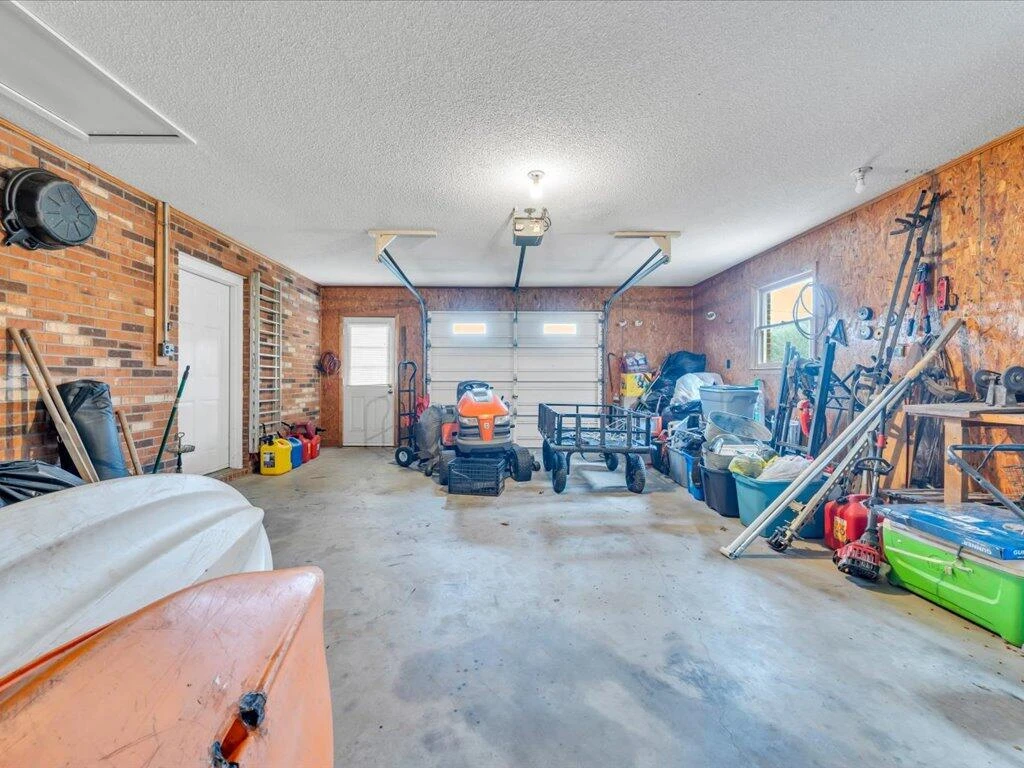 1136 S County Line RD - Photo 33