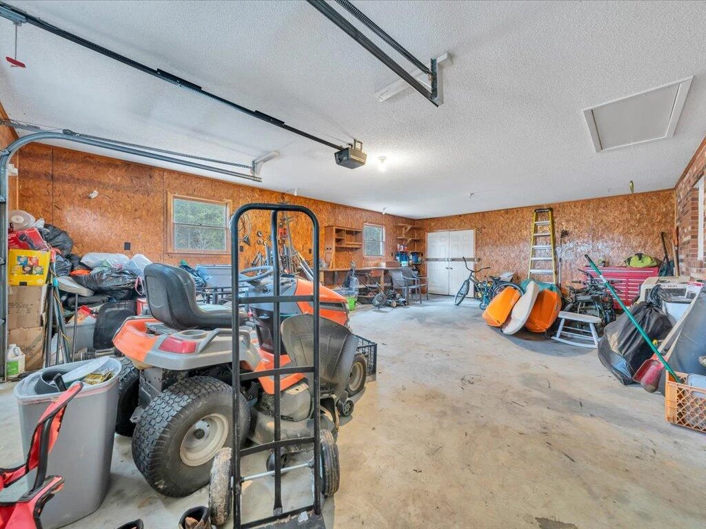 1136 S County Line RD - Photo 35