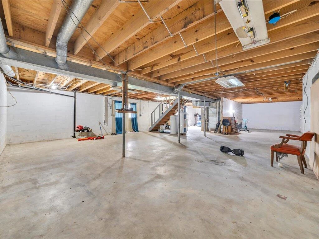 1136 S County Line RD - Photo 38