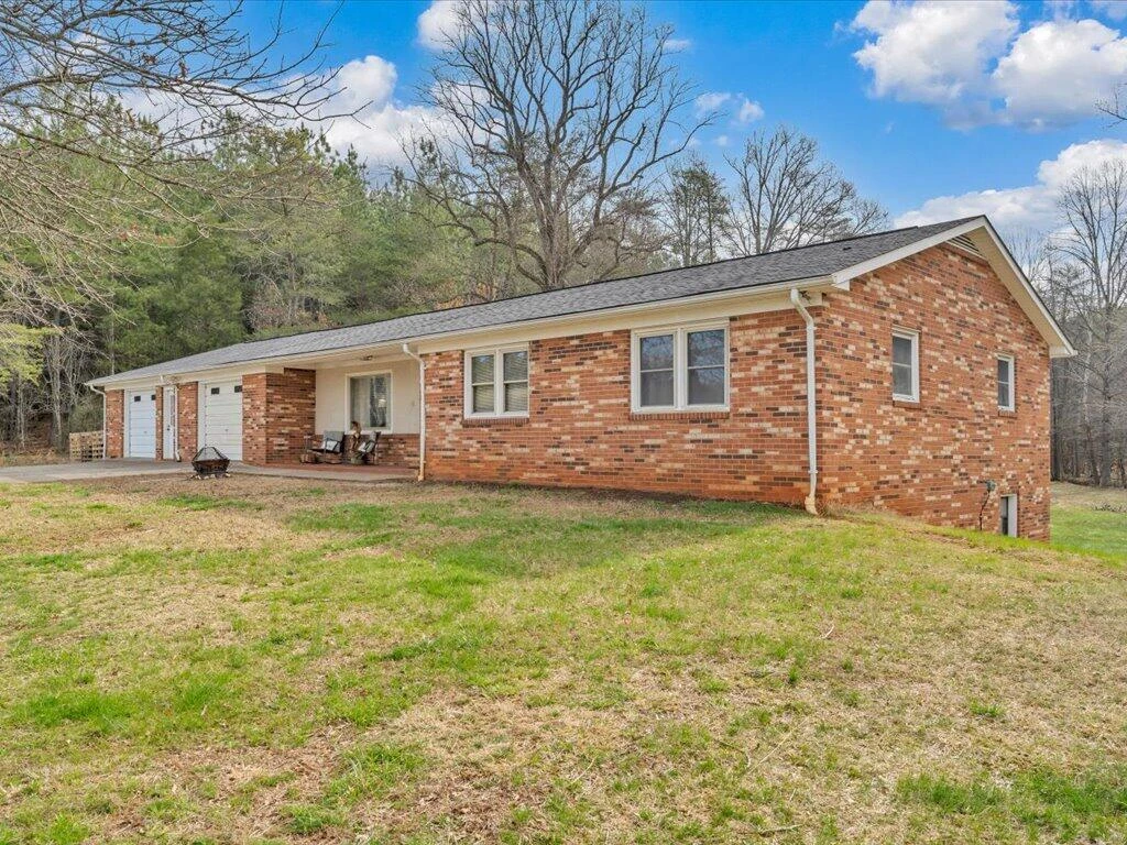 1136 S County Line RD - Photo 51