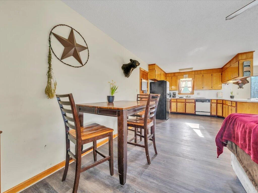 1136 S County Line RD - Photo 7