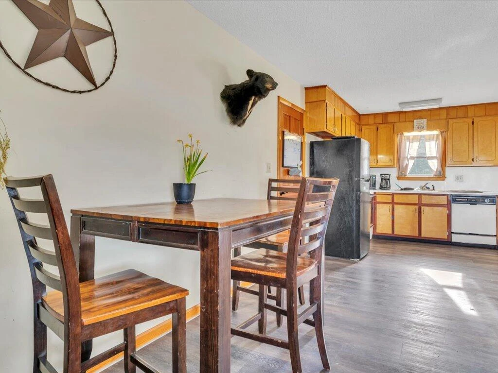 1136 S County Line RD - Photo 8
