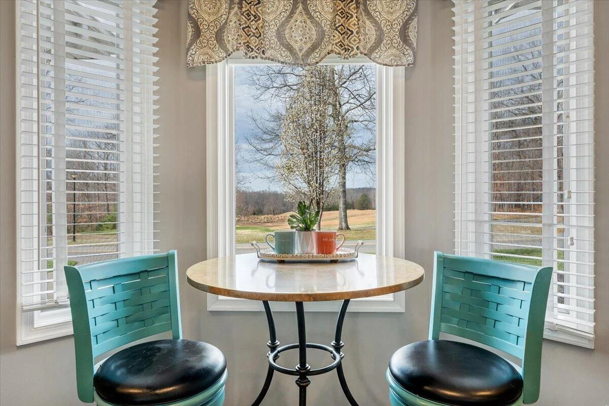 2302 Lake Retreat RD - Photo 10