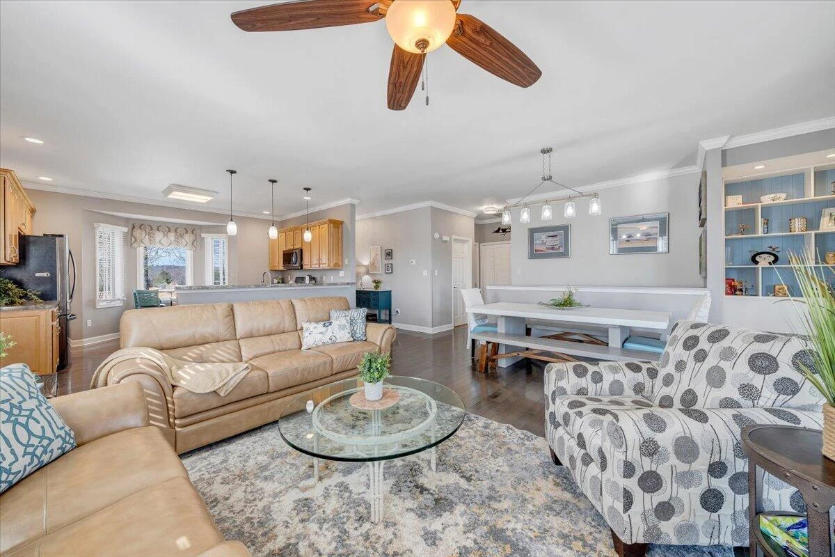2302 Lake Retreat RD - Photo 18