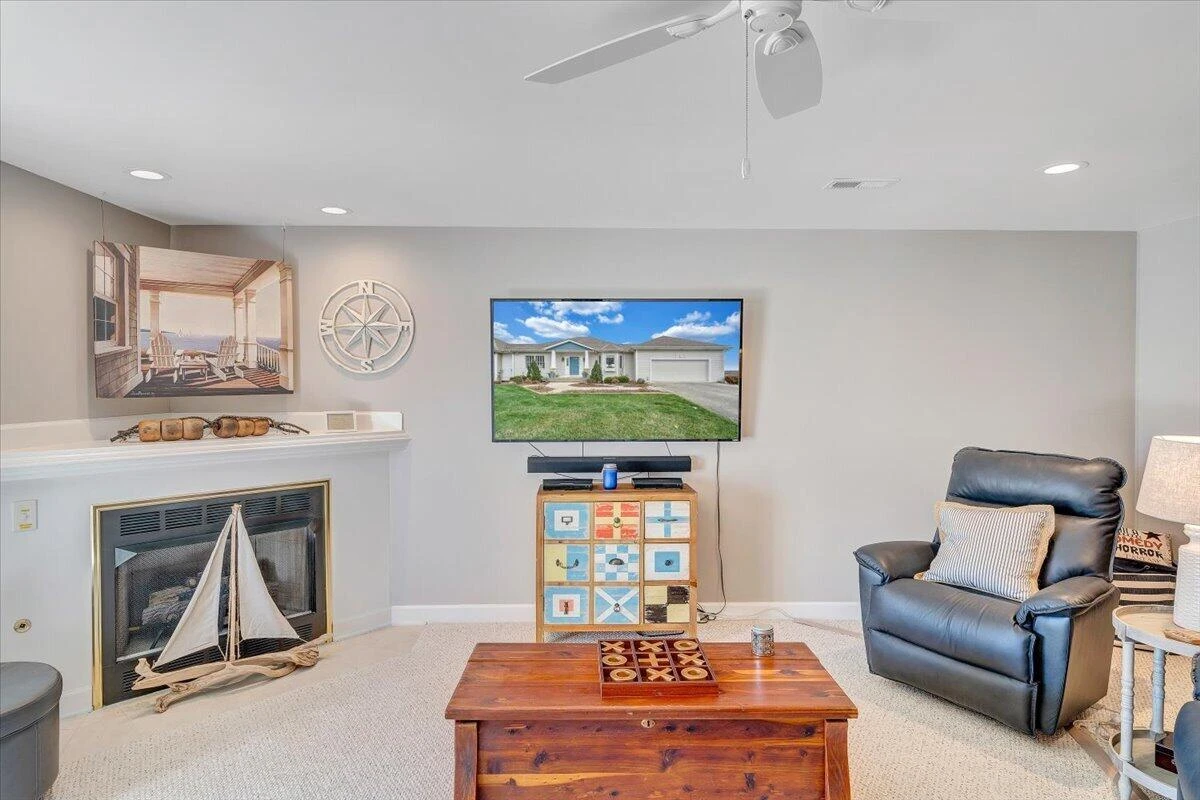 2302 Lake Retreat RD - Photo 33