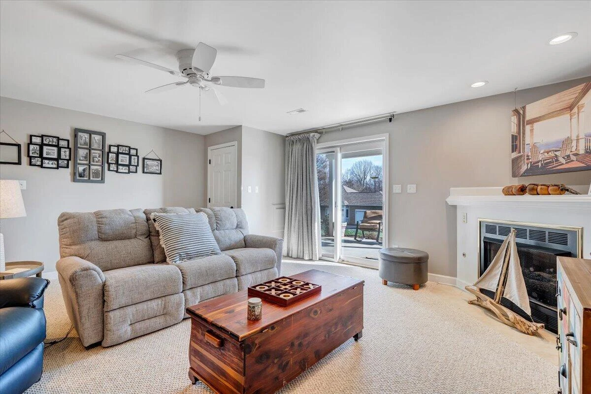 2302 Lake Retreat RD - Photo 34